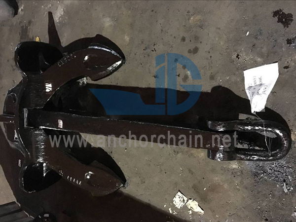 హాల్ రకం స్టాక్‌లెస్ యాంకర్